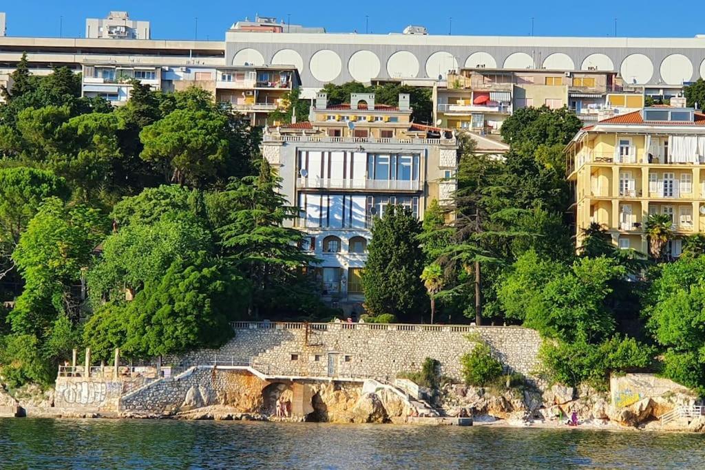 Studio Apartman Lenox Rijeka Extérieur photo
